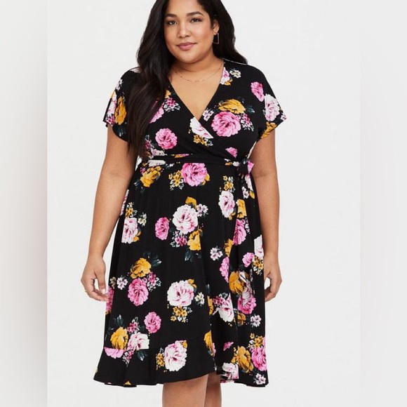 torrid Dresses & Skirts - Torrid Black Floral Mini Stretch Crepe Wrap Dress Size 2